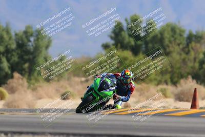 media/Nov-06-2022-SoCal Trackdays (Sun) [[208d2ccc26]]/Turn 7 Set 1 (1050am)/